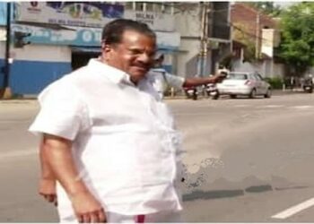 വിവാദങ്ങള്‍ക്കിടെ എകെജി സെന്‍റിലെത്തി ഇ പി ജയരാജന്‍