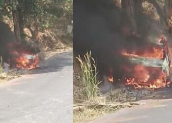 വോട്ട് ചെയ്യാൻ പോയ കുടുംബം സഞ്ചരിച്ച കാർ കത്തി നശിച്ചു