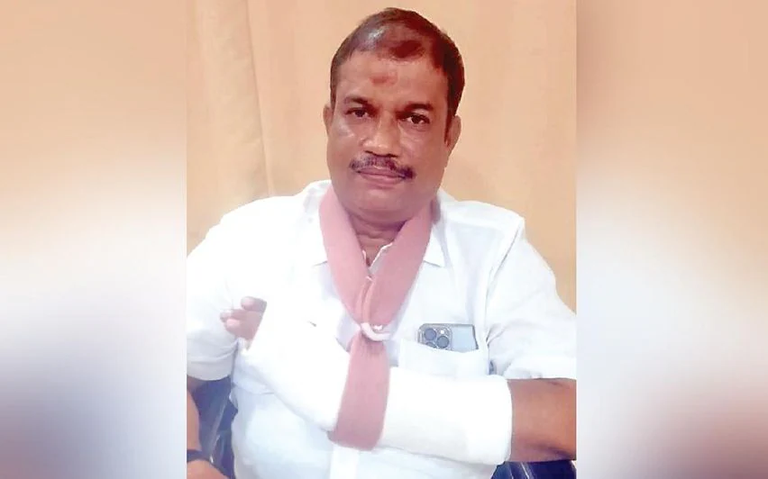 കോൺഗ്രസ് മണ്ഡലം പ്രസിഡന്റിന്റെ കൈയൊടിച്ച സംഭവം: യൂത്ത്‌കോൺഗ്രസ് ജില്ലാ സെക്രട്ടറിക്ക് സസ്‌പെൻഷൻ