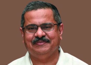 ‘സ്ത്രീയുടെ പേരില്‍ ഐഡി കാര്‍ഡ് നമ്പര്‍’; മുഖ്യമന്ത്രിയുടെ പ്രിന്‍സിപ്പല്‍ സെക്രട്ടറിക്ക് വോട്ട് ചെയ്യാനായില്ല