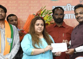 ‘ഹിന്ദു വിരുദ്ധ പാർട്ടിയായി കോൺ​ഗ്രസ് അധഃപതിച്ചു’; ബിജെപി അം​ഗത്വം സ്വീകരിച്ച് രാധിക ഖേരയും നടന്‍ ശേഖര്‍ സുമനും