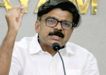 ചിന്നക്കനാലിലെ ഭൂമി ഇടപാട്; മാത്യു കുഴൽനാടന് എതിരെ എഫ്ഐആർ