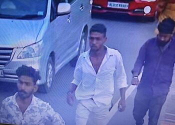 നടുറോഡില്‍ വെട്ടി വീഴ്ത്തി, ദേഹത്ത് കല്ലെടുത്തിട്ടു; കരമന കൊലക്കേസില്‍ ഒരാള്‍ കസ്റ്റഡിയില്‍