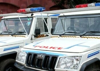 സ്‌കൂള്‍ വിദ്യാര്‍ത്ഥിനികളെ ഉപയോഗിച്ച് പെണ്‍വാണിഭം: ഏഴു പേര്‍ അറസ്റ്റില്‍