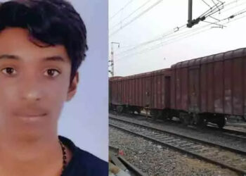 സുഹൃത്തുക്കളുമായി പന്തയം; ട്രെയിനിന് മുകളിൽ കയറിയ വിദ്യാർത്ഥി ഷോക്കടിച്ച് മരിച്ചു – അസ്വാഭാവിക മരണത്തിനു കേസെടുത്ത് പൊലീസ്