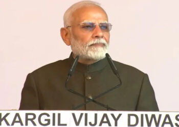 ചരിത്രത്തിൽ നിന്നും പാകിസ്ഥാൻ പാഠം പഠിച്ചിട്ടില്ല: പ്രധാനമന്ത്രി നരേന്ദ്ര മോദി