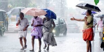 ഇന്നും കനത്ത മഴ; ചക്രവാതചുഴിയും – നാല് ജില്ലകളിൽ യെല്ലോ അലർട്ട്