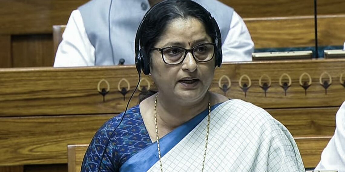 ജോലിസ്ഥലത്ത് സ്ത്രീകളെ തൊട്ടാൽ ഇനി വിവരമറിയും; ഷീ ബോക്സ് പോർട്ടലിന് തുടക്കമിട്ട് കേന്ദ്രസർക്കാർ