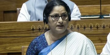 ജോലിസ്ഥലത്ത് സ്ത്രീകളെ തൊട്ടാൽ ഇനി വിവരമറിയും; ഷീ ബോക്‌സ് പോർട്ടലിന് തുടക്കമിട്ട് കേന്ദ്രസർക്കാർ