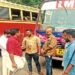 സ്വകാര്യ ബസ്സിന് സ്പീഡ് കൂടുതൽ – ബസ് ഡ്രൈവറെയും കണ്ടക്ടറെയും കൊണ്ട് തിളച്ച വെള്ളം കുടിപ്പിച്ച് ഡിവൈഎഫ്ഐ – കാഴ്ചക്കാരായി പോലീസും