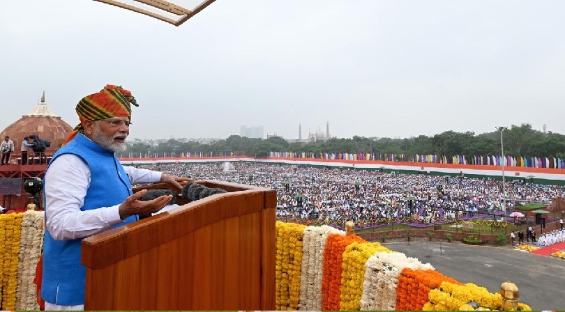 75 വർഷം വർഗീയമായി ജീവിച്ചു: യൂണിഫോം സിവിൽ കോഡ് വേണം – പ്രധാനമന്ത്രി മോദി