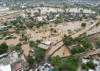 കനത്ത മഴയിൽ വലഞ്ഞ് ഉത്തരേന്ത്യ: മിന്നൽ പ്രളയം – 2 ദിവസത്തിനിടെ 16 മരണം