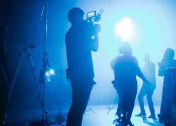 ഹേമ കമ്മിറ്റി റിപ്പോർട്ട്; ‍ഇന്റിമേറ്റ് സീനിന് 17 റീടേക്ക് – ചുഷണം ചെയ്യുന്നത് സൂപ്പർതാരങ്ങളുൾപ്പെടെ, ഞെട്ടിക്കുന്ന വിവരങ്ങൾ പുറത്ത്