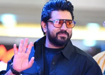 അഭിനയിക്കാൻ അവസരം വാഗ്ദാനം ചെയ്ത് പീഡിപ്പിച്ചു; പരാതിയിൽ നിവിൻ പോളിക്കെതിരെ കേസ്