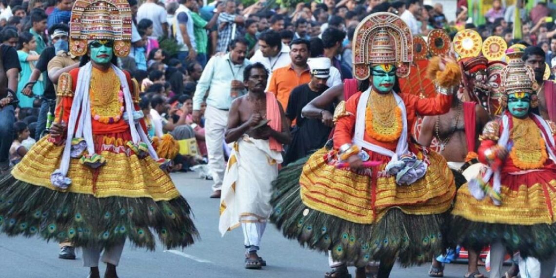 ഓണത്തെ വരവേൽ‌ക്കാനൊരുങ്ങി മലയാളികൾ; അത്തച്ചമയ ഘോഷയാത്ര ഇന്ന്