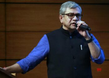 ട്രെയിൻ യാത്ര ഇനി സുരക്ഷിതം; കാവലായി 75 ലക്ഷം എഐ ക്യാമറകൾ – ഉറപ്പ് നൽകി കേന്ദ്രസർക്കാർ