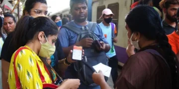 പോലീസുകാർ ഉൾപ്പെടെ ടിക്കറ്റ് ഇല്ലാതെ യാത്ര ചെയ്യുന്നവരെ കണ്ടെത്താൻ റെയിൽവേ ചെക്കിംഗ് ഡ്രൈവ്
