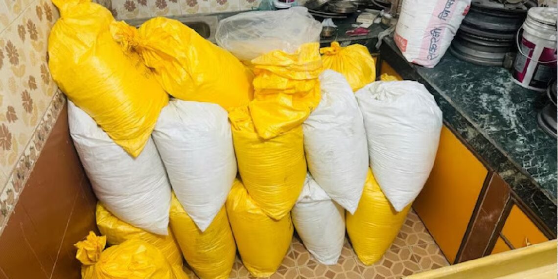 ഡൽഹിയിൽ വൻ മയക്കുമരുന്ന് വേട്ട; 2000 കോടി രൂപ വിലമതിക്കുന്ന 500 കിലോ കൊക്കെയ്ൻ പിടിച്ചെടുത്തു