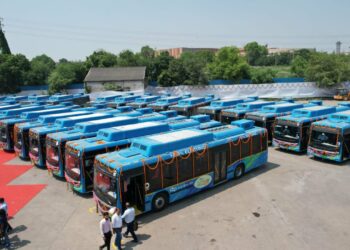 ചിലവ് 1.75 ലക്ഷം കോടി; ഒരു ലക്ഷം ഇലക്ട്രിക് ബസ്സുകളുമായി കേന്ദ്രം