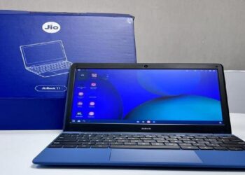 ഫോണിനേക്കാൾ കുറഞ്ഞ വിലയ്ക്ക് ലാപ്‌ടോപ്പ് വിറ്റ് റിലയൻസ്; ജിയോബുക്കിന് 12,890