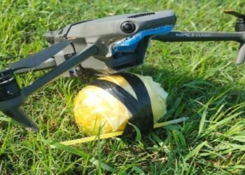 ഹെറോയിനും പിസ്റ്റളുമായി പാക് ഡ്രോൺ; വെടിവച്ചു വീഴ്ത്തി ബിഎസ്എഫ്