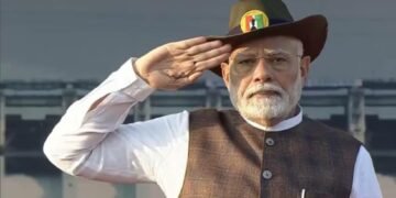 സർദാർ വല്ലാഭായി പട്ടേലിന്റെ ജന്മദിനം; ഏകതാ ദിവസ് പരേഡിൽ സല്യൂട്ട് സ്വീകരിച്ച് പ്രധാനമന്ത്രി
