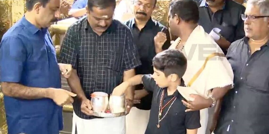 നറുക്കെടുപ്പ് പൂർത്തിയായി: അരുൺകുമാർ നമ്പൂതിരി ശബരിമല മേൽശാന്തി; വാസുദേവൻ നമ്പൂതിരി മാളികപ്പുറം മേൽശാന്തി