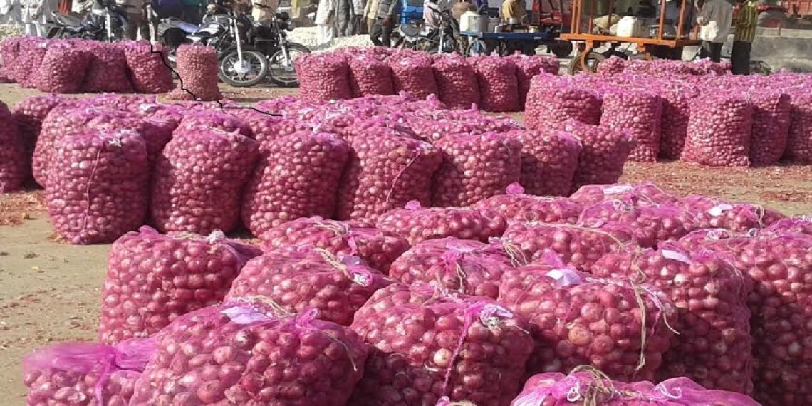 സവോള മോഷണം; മൂന്ന് പേർ അറസ്റ്റിൽ