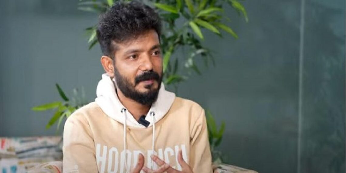 നടപടിയുമായി എംവിഡി; ശ്രീനാഥ് ഭാസിയുടെ ലൈസൻസ് സസ്പെൻഡ് ചെയ്തു