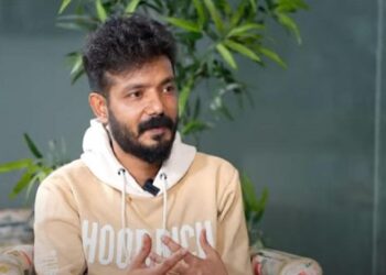 നടപടിയുമായി എംവിഡി; ശ്രീനാഥ് ഭാസിയുടെ ലൈസൻസ് സസ്‌പെൻഡ് ചെയ്തു