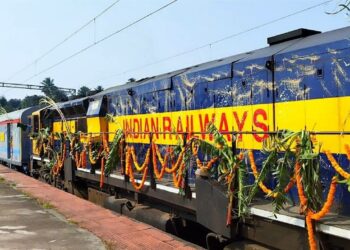 300 സ്‌പെഷ്യൽ ട്രെയിനുകൾ; ശബരിമല സീസണിന് ഇന്ത്യൻ റെയിൽവേ സജ്ജം