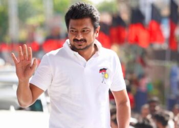 ഉദയനിധി സ്റ്റാലിന്റെ വസ്ത്രധാരണം; തമിഴ്നാട് സർക്കാരിന് നോട്ടീസ് അയച്ച് മദ്രാസ് ഹൈക്കോടതി