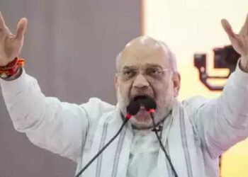 ‘ഇന്ദിരാ ​ഗാന്ധി സ്വർ​ഗത്തിൽ നിന്ന് തിരികെയെത്തി പറഞ്ഞാലും ആർട്ടിക്കിൾ 370 നടപ്പാക്കില്ല’; അമിത് ഷാ