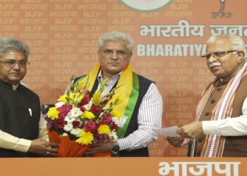 ഡൽഹി മുൻ മന്ത്രി കൈലാഷ് ഗെഹ്‌ലോട്ട് ബിജെപിയിൽ