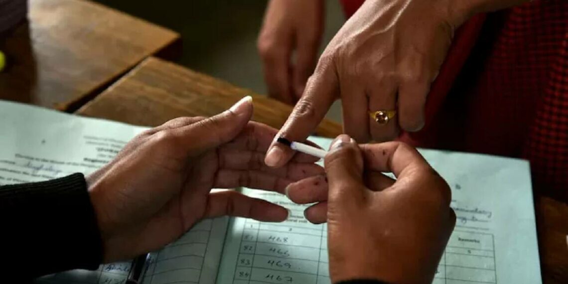 ഉപതെരഞ്ഞെടുപ്പ്; വയനാടും ചേലക്കരയും ഇന്ന് പോളിംഗ് ബൂത്തിലേക്ക്