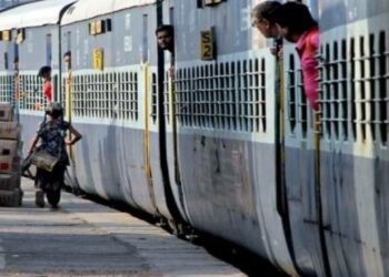 ബോംബ് ഭീഷണി; സംസ്ഥാനത്തെ ട്രെയിനുകളിൽ കനത്ത പരിശോധന