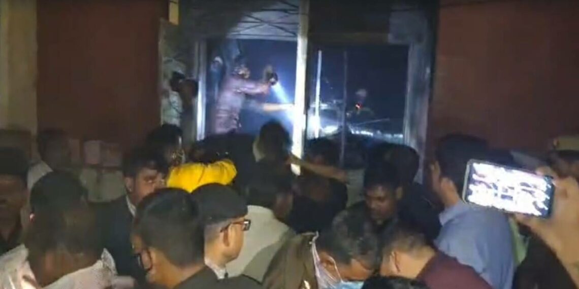 ഉത്തർപ്രദേശിൽ ആശുപത്രിയിൽ വൻതീപിടിത്തം, 10 നവജാത ശിശുക്കൾ വെന്തുമരിച്ചു