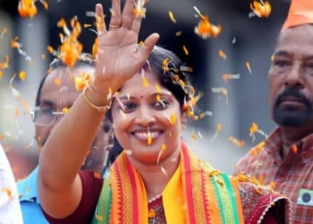 ‘എൻഡിഎ മത്സരിച്ചത് ഇന്ത്യ മുന്നണിക്കെതിരെ, സത്യൻ മൊകേരി നടത്തിയത് സൗഹൃദ മത്സരം’- നവ്യ ഹരിദാസ്