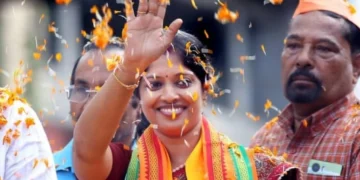 ‘എൻഡിഎ മത്സരിച്ചത് ഇന്ത്യ മുന്നണിക്കെതിരെ, സത്യൻ മൊകേരി നടത്തിയത് സൗഹൃദ മത്സരം’- നവ്യ ഹരിദാസ്