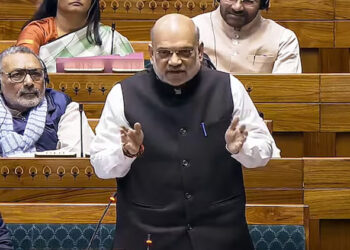 ഭരണഘടനയെ ഒരു കുടുംബത്തിന്റെ ‘സ്വകാര്യ സ്വത്ത്’ ആയി കോണ്‍ഗ്രസ് കണക്കാക്കുന്നു-  അമിത് ഷാ