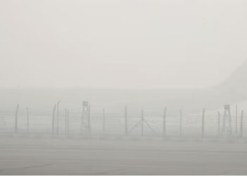 കനത്ത മൂടൽമഞ്ഞ്:  ഡൽഹി എയർപോർട്ടിൽ നിന്നുള്ള വിമാന സർവ്വീസുകൾ തടസപ്പെട്ടു