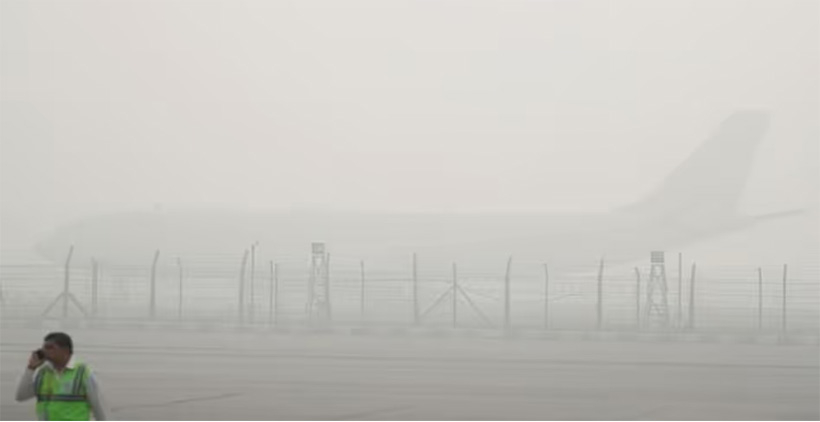 കനത്ത മൂടൽമഞ്ഞ്: ഡൽഹി എയർപോർട്ടിൽ നിന്നുള്ള വിമാന സർവ്വീസുകൾ തടസപ്പെട്ടു