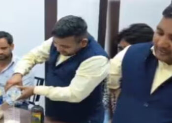 ഒരു ലിറ്റര്‍ രാസവസ്തു കൊണ്ട് 500 ലിറ്റര്‍ വ്യാജ പാല്‍; രാസവസ്തുക്കള്‍ കലര്‍ത്തി വ്യാജ പാല്‍ നിര്‍മിച്ച് വില്‍പ്പന നടത്തിയ കച്ചവടക്കാരന്‍ പിടിയില്‍